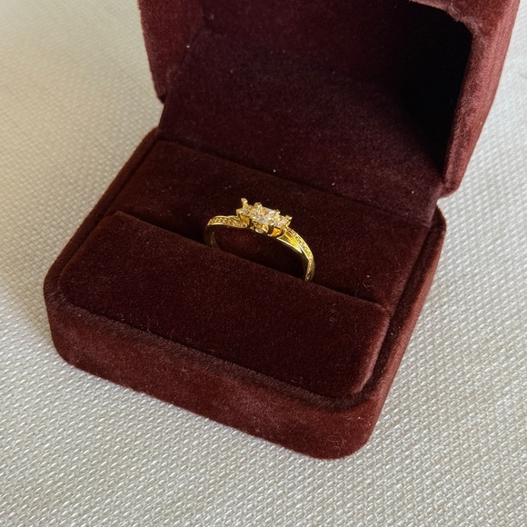 18K Gold Plated Bridal Ring with Zirconia - Picture 5 of 9